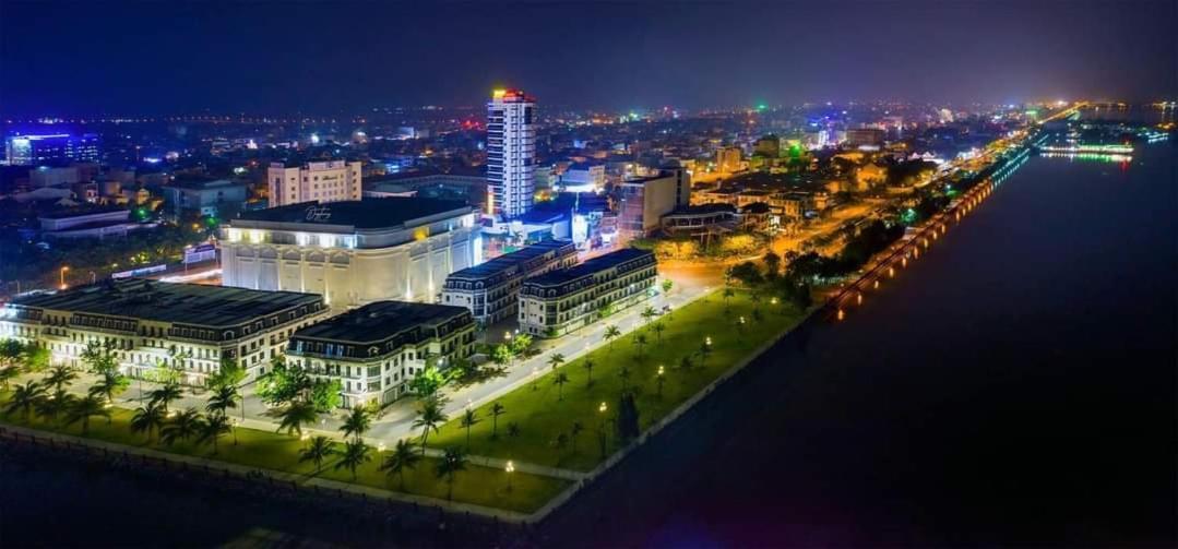 Khách Sạn Tường Vy Rạch Giá Exterior foto