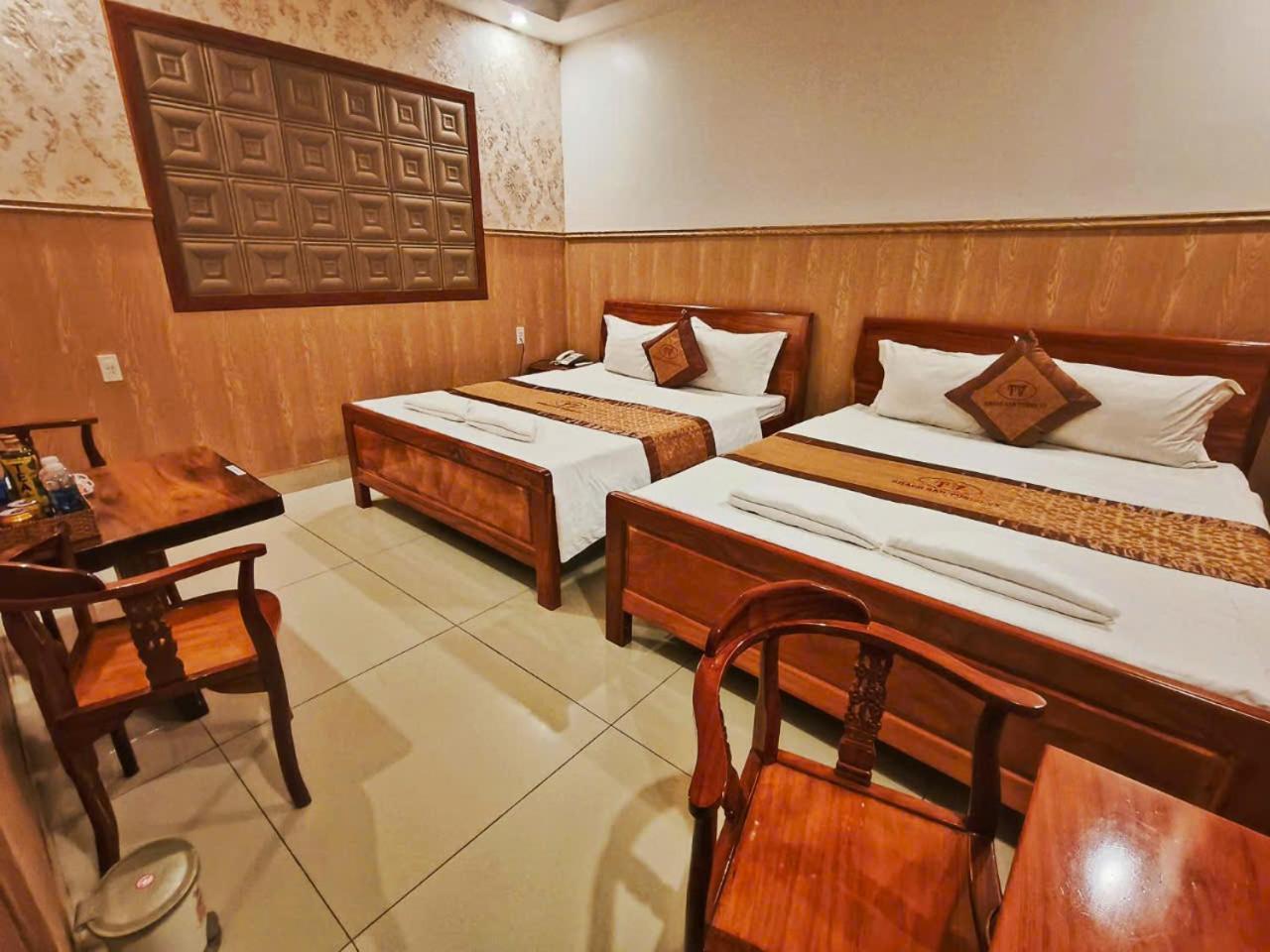 Khách Sạn Tường Vy Rạch Giá Exterior foto